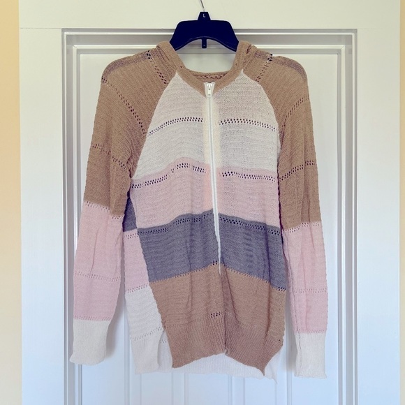 Women’s Lightweight Color Block Full Zip Hooded Sweater Size Medium - Picture 5 of 9